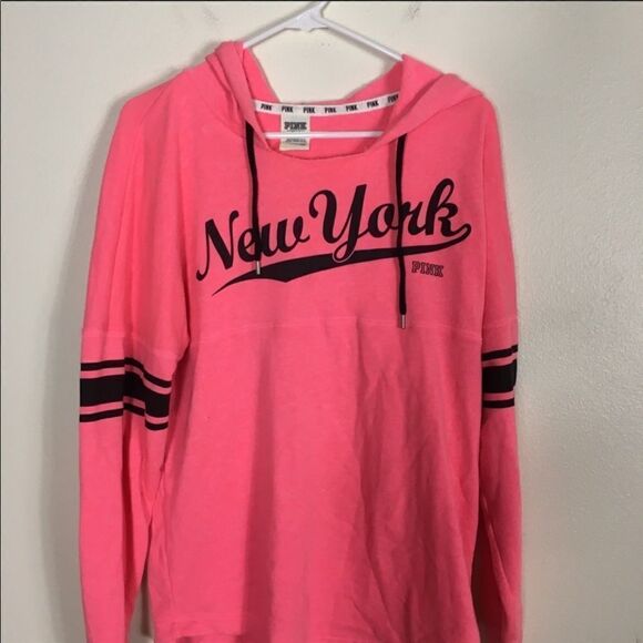 VS Pink Limited Edition New York Pink Sweatshirt - Picture 3 of 8